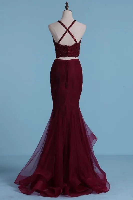 2024 Prom Dresses Spaghetti Straps Tulle & Lace With Applique PF5PE2R9