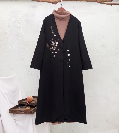 Casual Trench Coat Vintage Women Clothes 2019 New Autumn Open Stitch Full Sleeve V-neck Floral Embroidery Long Coat Elegant Belted Trench Coat Casual Trench Coat Vintage Women Clothes 2019 New Autumn Open Stitch Full Sleeve V-neck Floral Embroidery Long Coat Elegant Belted Trench Coat