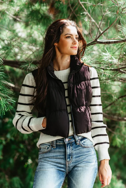 Love Tree Cropped Puffer Vest for Women in Black | 5090VH-BLACK Stretchy Knit Vest