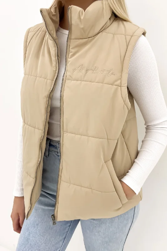 Classic Puffer Vest Oatmeal Fur-Lined Hood Vest