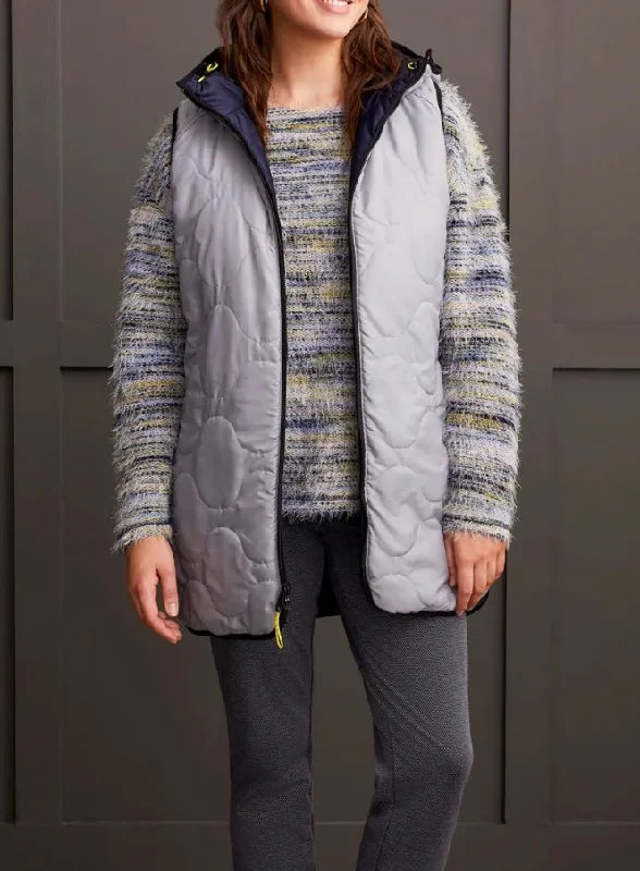 Tribal Reversible Hooded Puffer Vest Women’s 1943O-3376-2631 Stylish Streetwear Vest