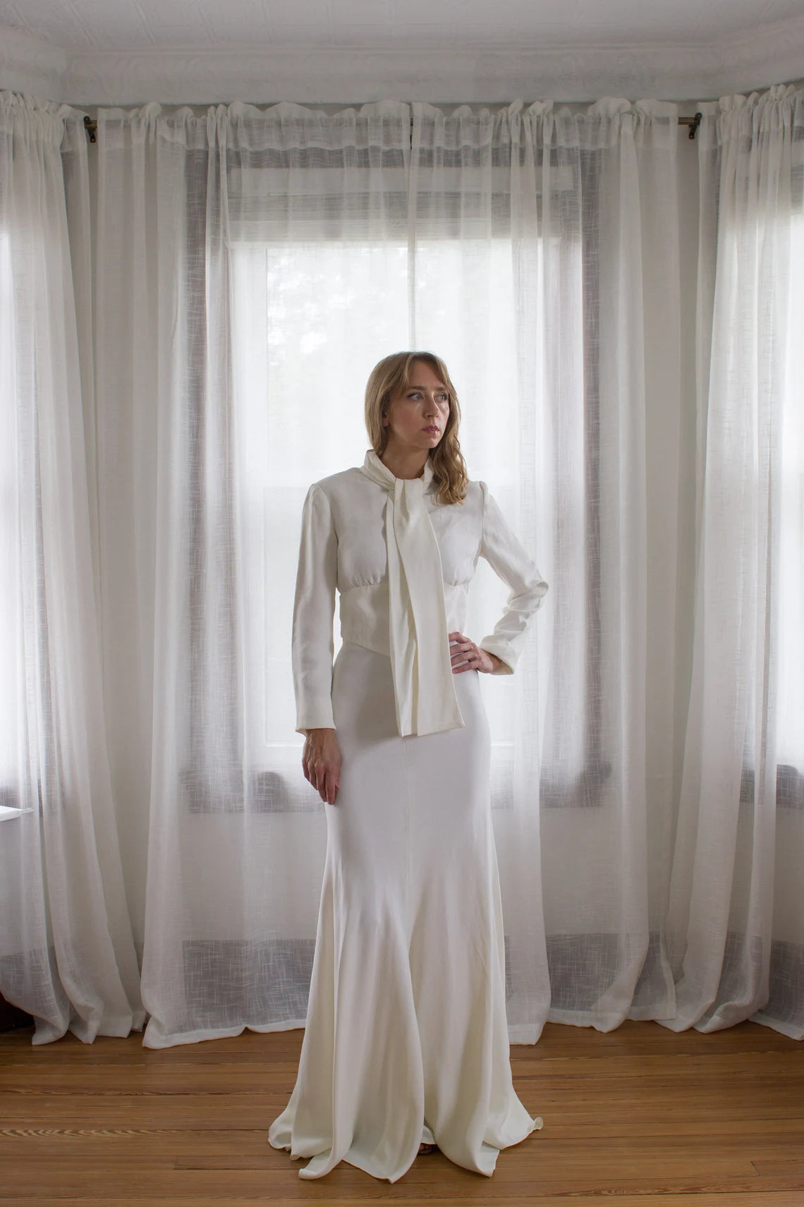 1930's Style Vintage Wedding Gown With Empire Waist Tunics Evening elegant