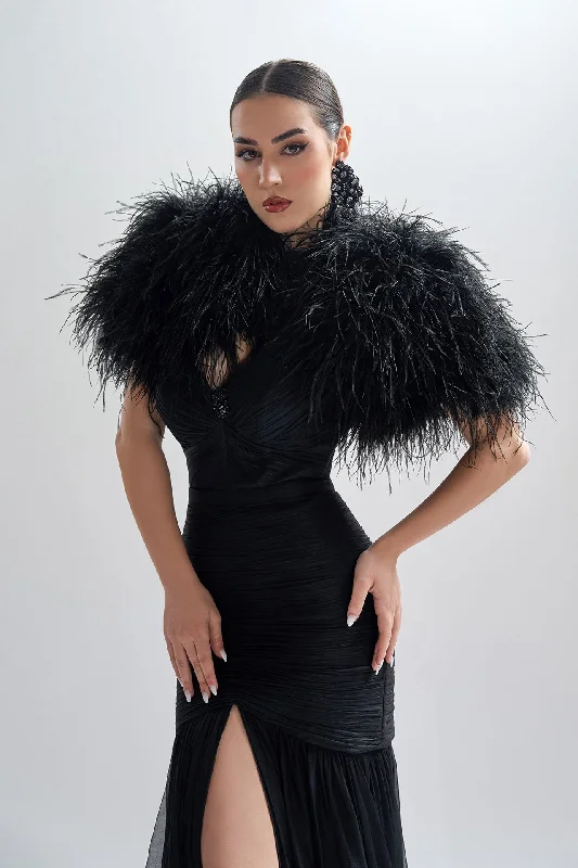 High slit pleated dress with white cape Tunics Recommended stylist